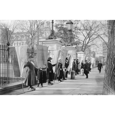 White House Suffragettes Nsuffragette Picketers Outside The White House In Washington DC Photograph C1917 Rolled Canvas