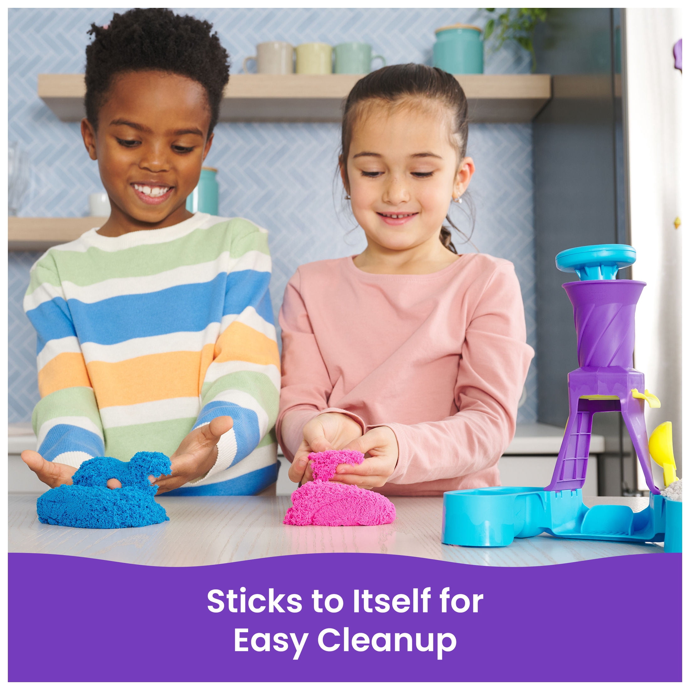 Kinetic Sand, Soft Serve Station with 14oz Play Sand, 2 Ice Cream Cones & 2 Tools