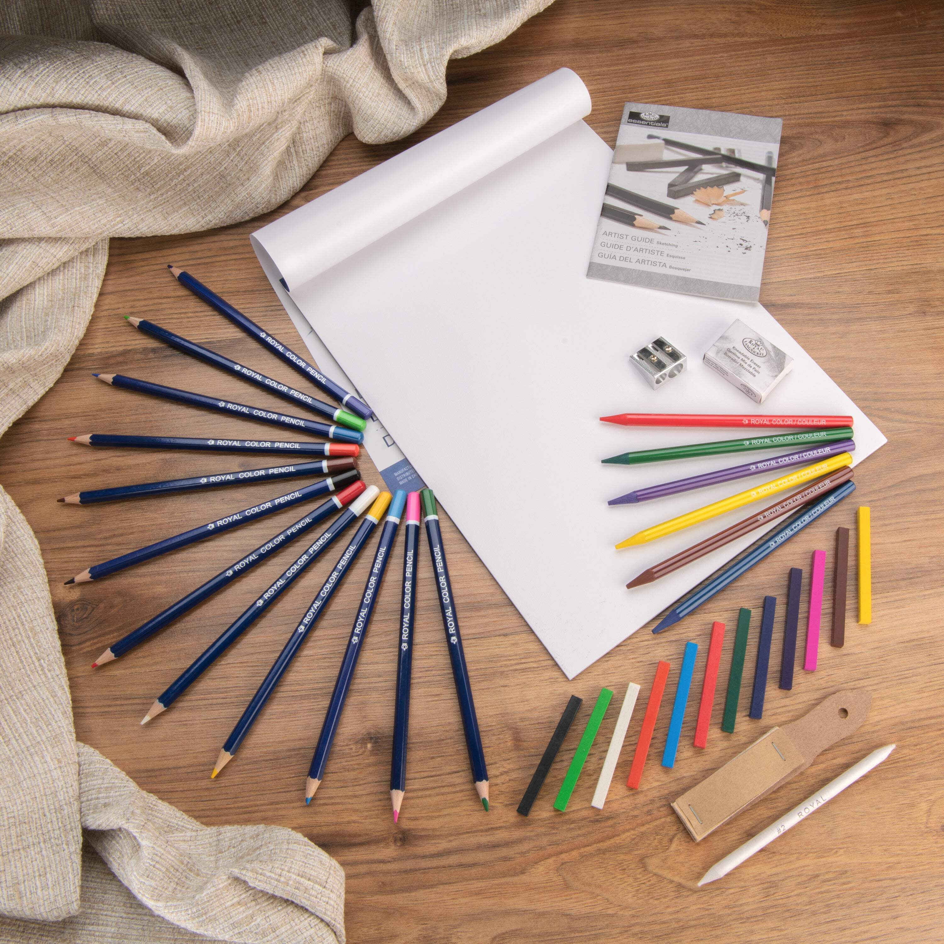 Royal & Langnickel Drawing Large Clear Art Set - 37pc