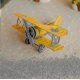 thumbnail image 2 of Modelo de Avión de Hélice Retro LIUXGMXG de Hierro Forjado Amarillo, 2 of 3
