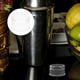 thumbnail image 2 of 10 tapas antisalpicaduras para vasos, cocteleras y vasos de zumo de plástico., 2 of 8