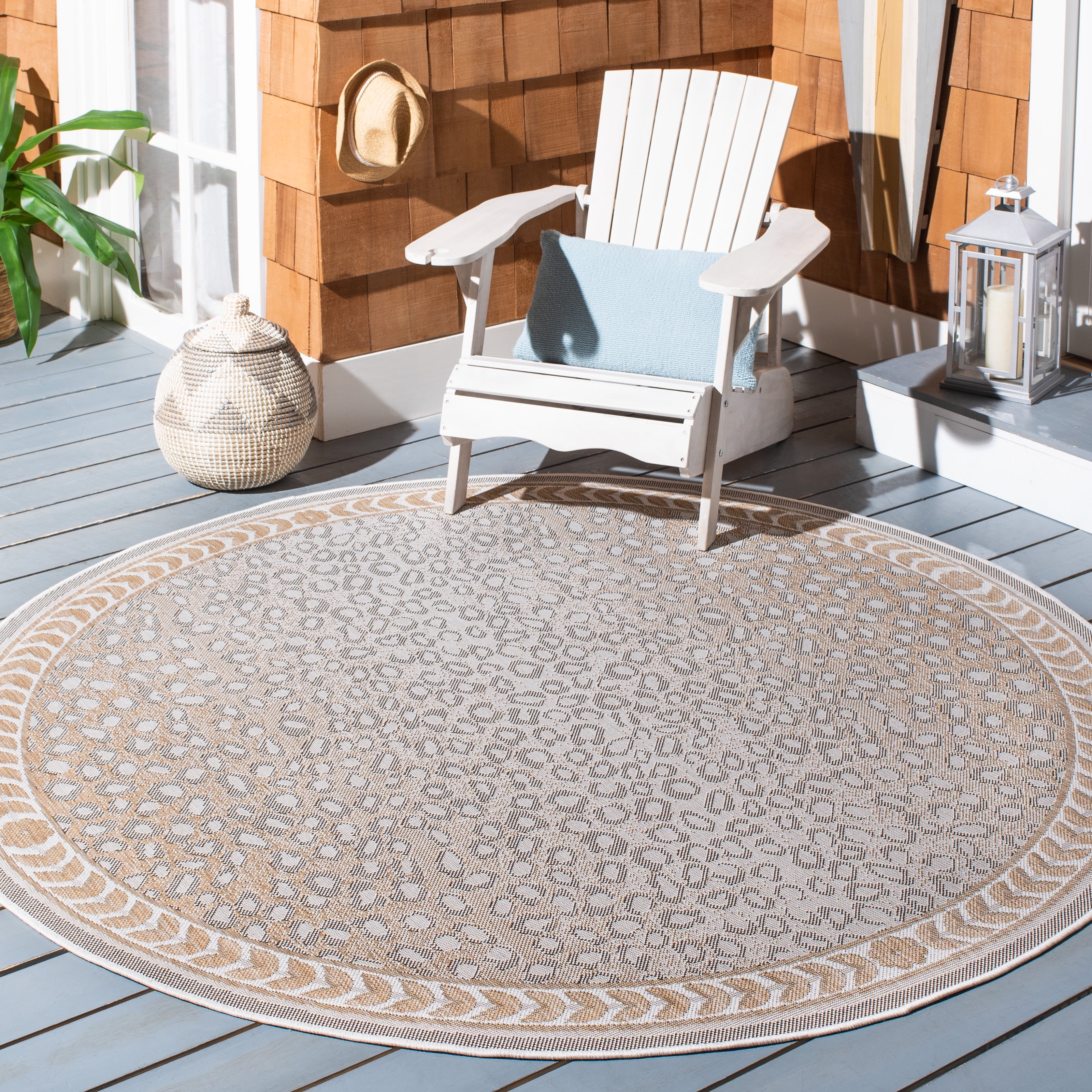 Safavieh Courtyard Candace Spotted Indoor/Outdoor Area Rug, Beige/Gold, 4' x 4' Round