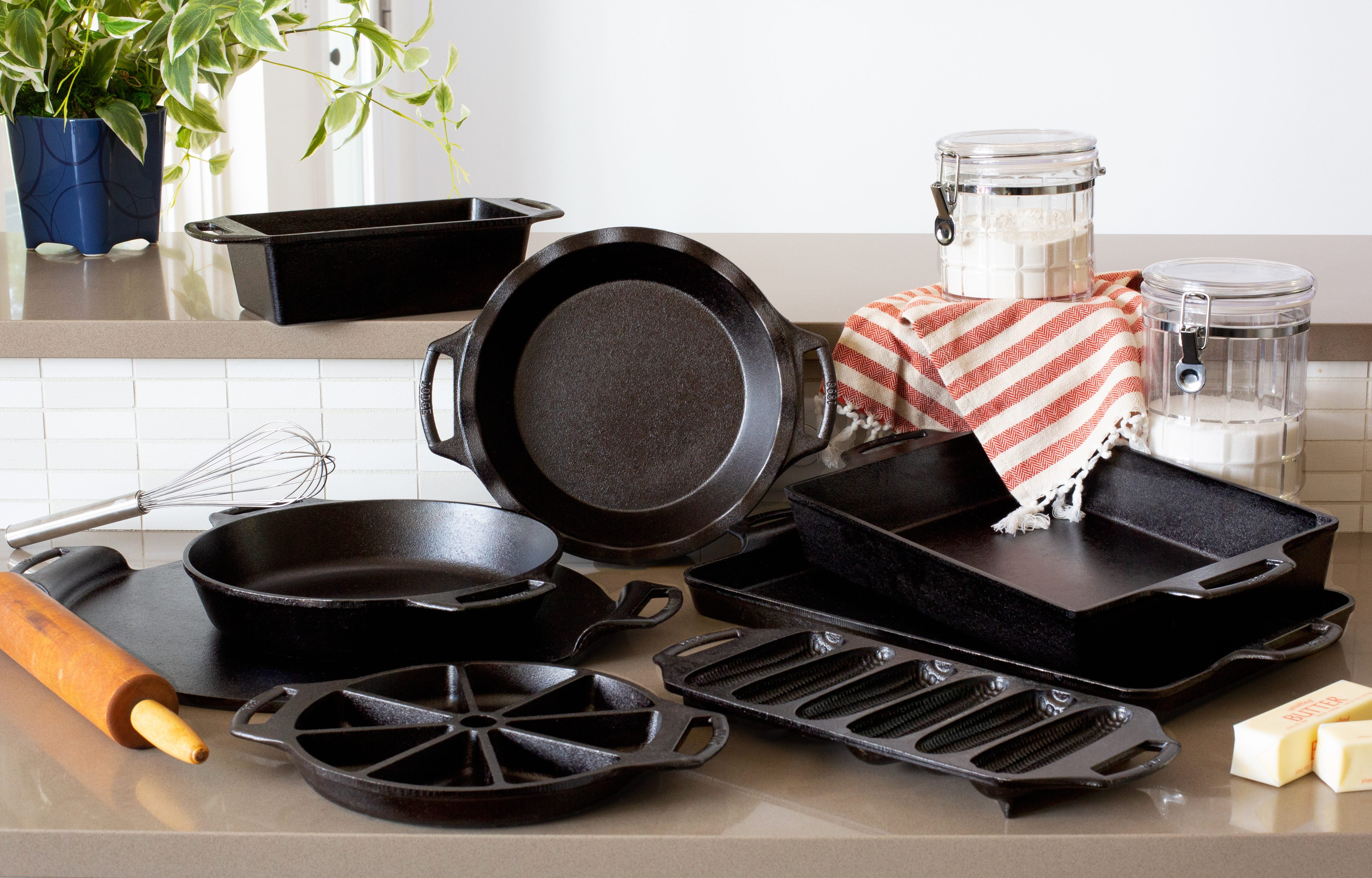 Lodge Cast Iron - Get two cast iron pie pans for $39.95 and bake beautiful  pies all summer long. 🥧 Shop now