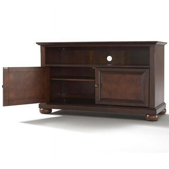 Pemberly Row 42" TV Stand in Mahogany