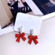thumbnail image 2 of Pendientes de plata S925 con forma de lazo rojo vintage con aguja y perlas, pendientes de lujo con luz de nicho, pieza de moda versátil, 2 of 4
