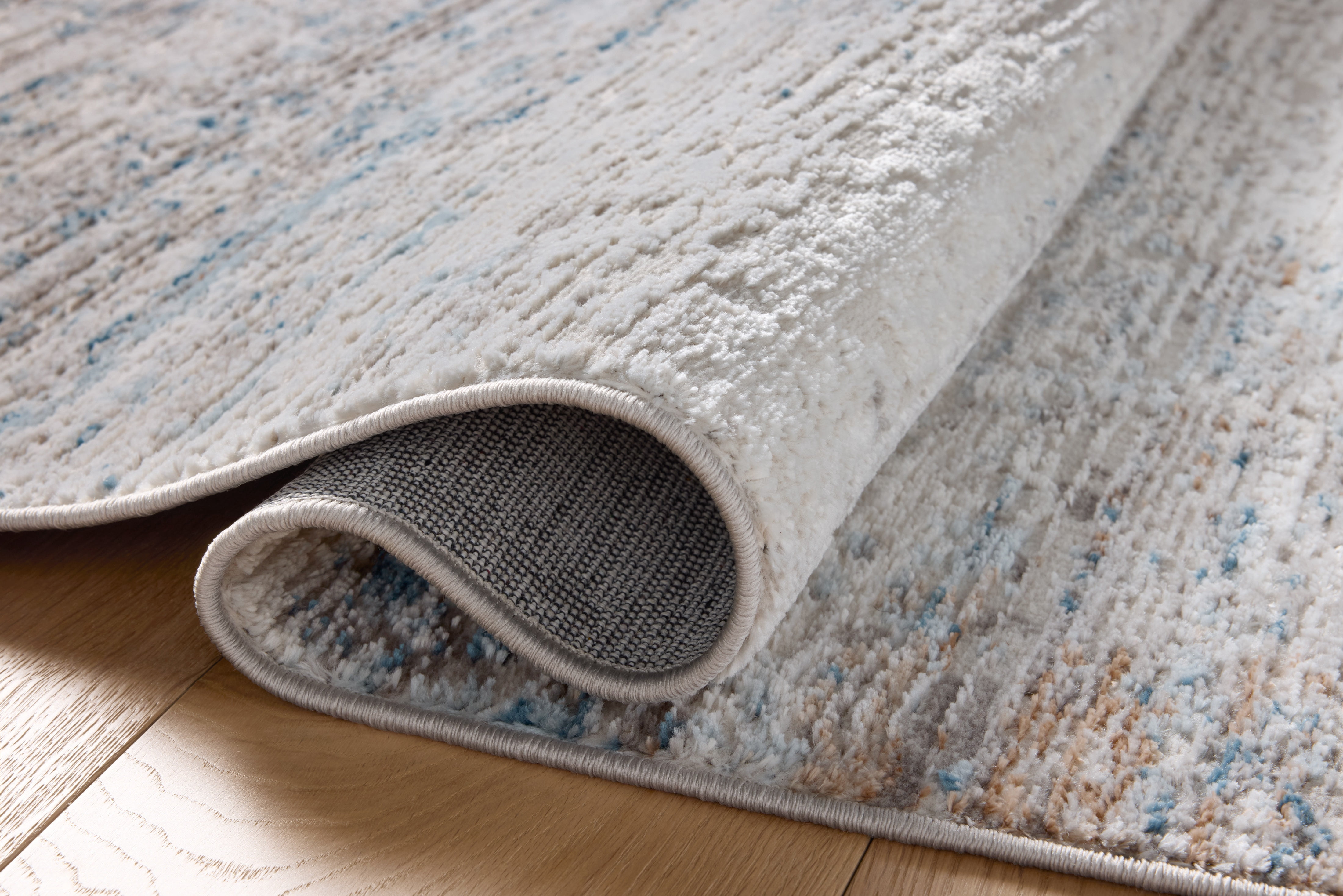 Loloi Townes Ivory / Sky 2'-7" x 7'-6" Runner Rug