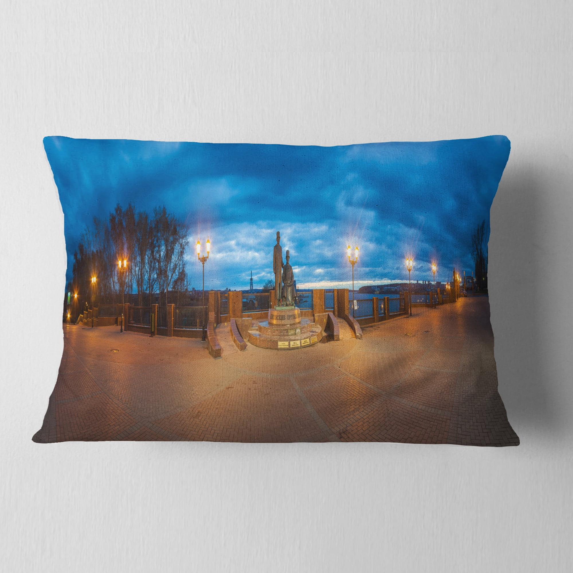 Designart Monument to Armories Panorama - Landscape Printed Throw Pillow - 12x20