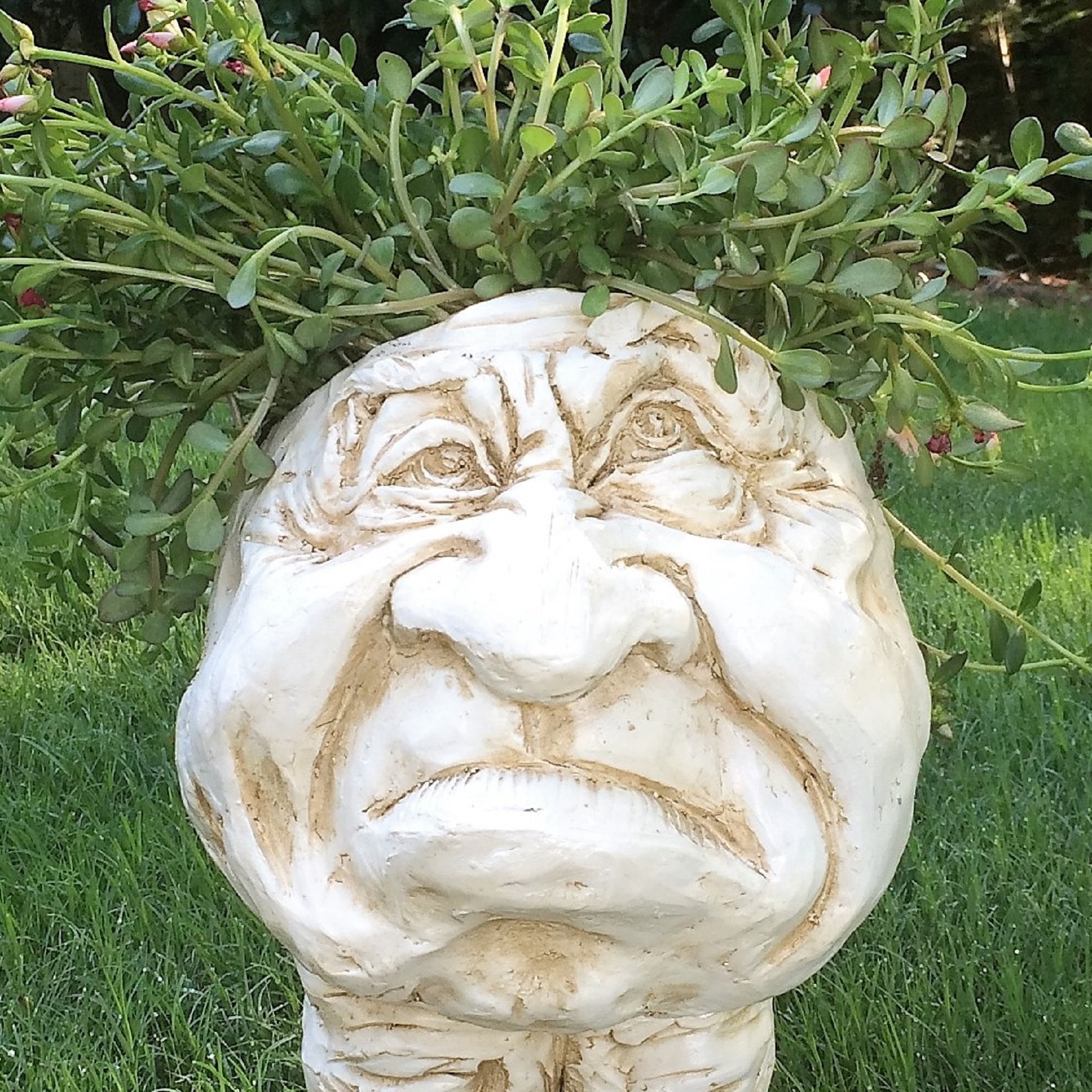 Homestyles  Antique White Grumpy the Muggly Face Humorous Statue Planter Holds 5 in. Pot