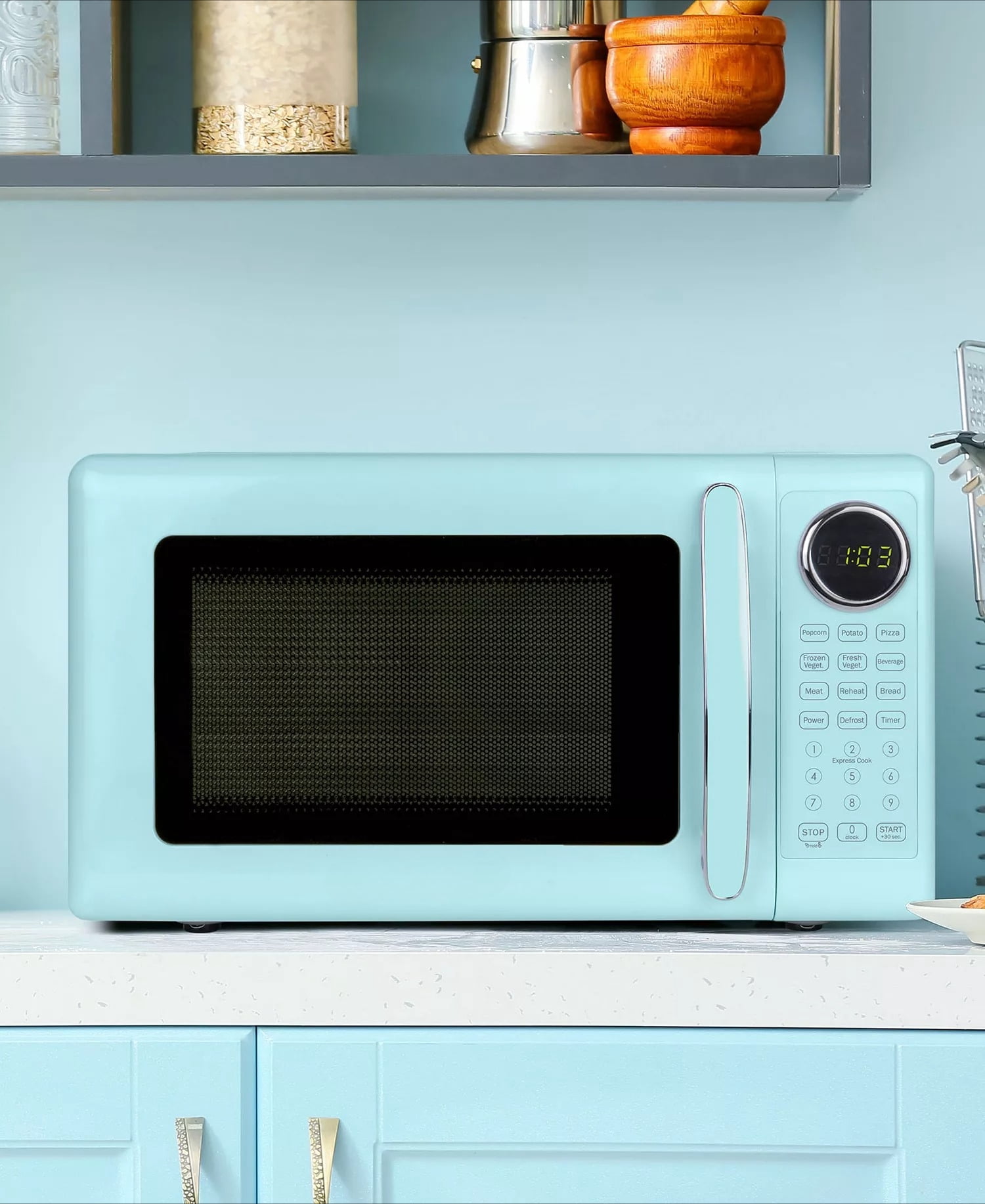 Retro 0.7 Cu. Ft. Microwave Oven