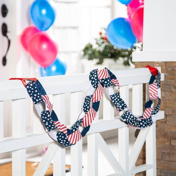Fun Express Patriotic Felt Chain Garland