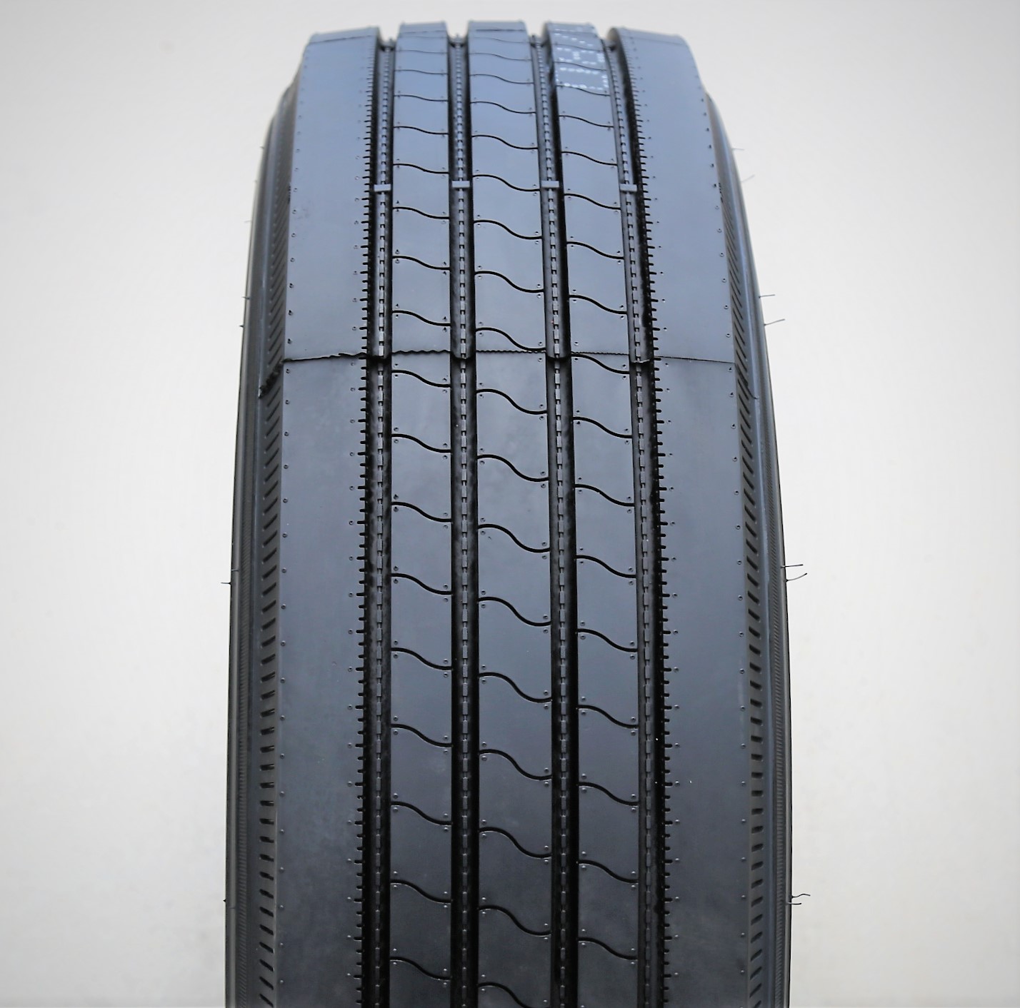 Samson GL285T All Steel Trailer Tire - ST 235/85R16 Load Range G 14 Ply