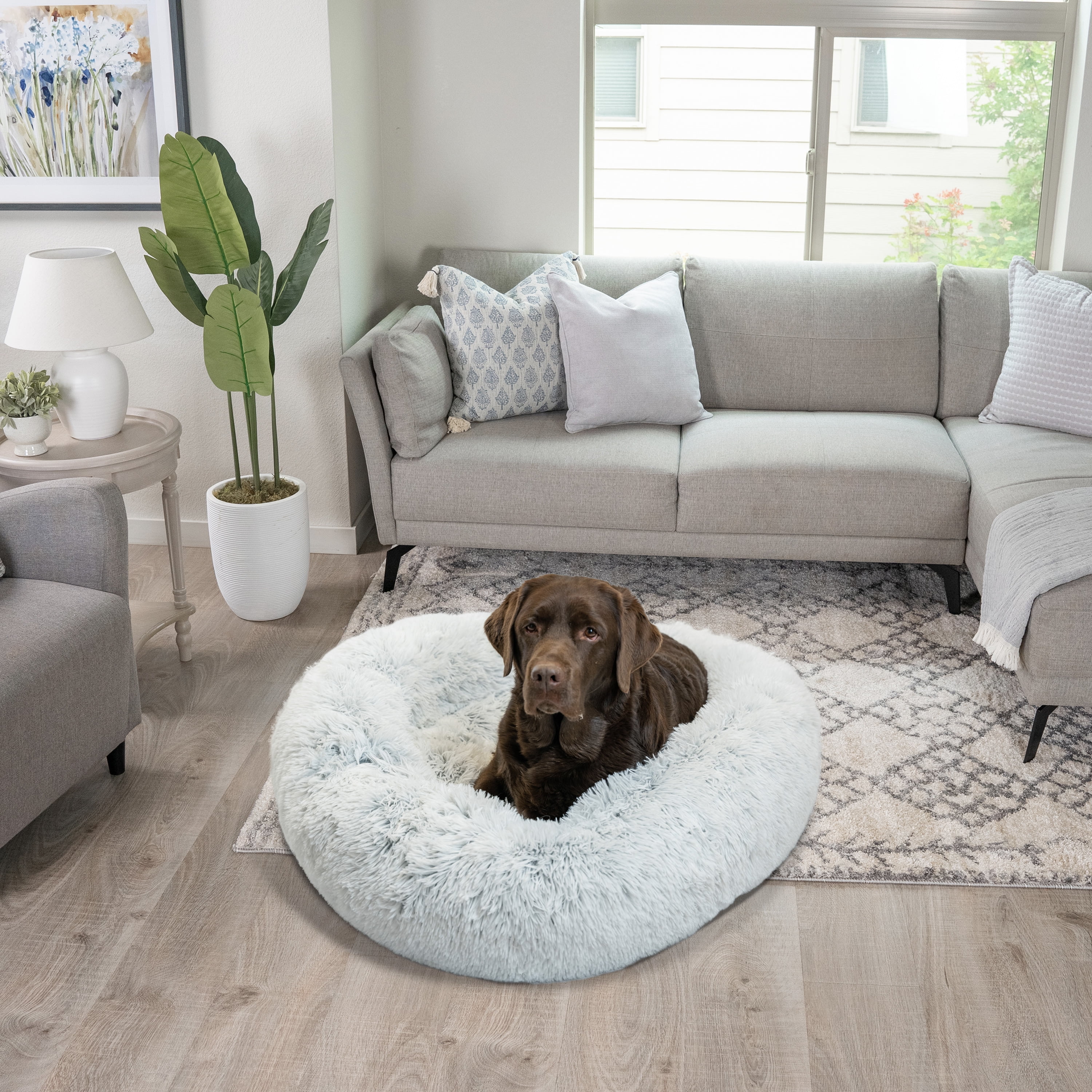 Best Friends by Sheri The Original Calming Donut Dog Bed , Shag Faux Fur, Frost Gray, Large
