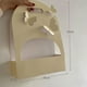 thumbnail image 2 of Zhuge Caja de flores para tartas de mano, cesta de flores de mano, caja de flores con lazo de papel, bolsa para arreglos florales, embalaje de flores, caja de regalo (beige), 2 of 5
