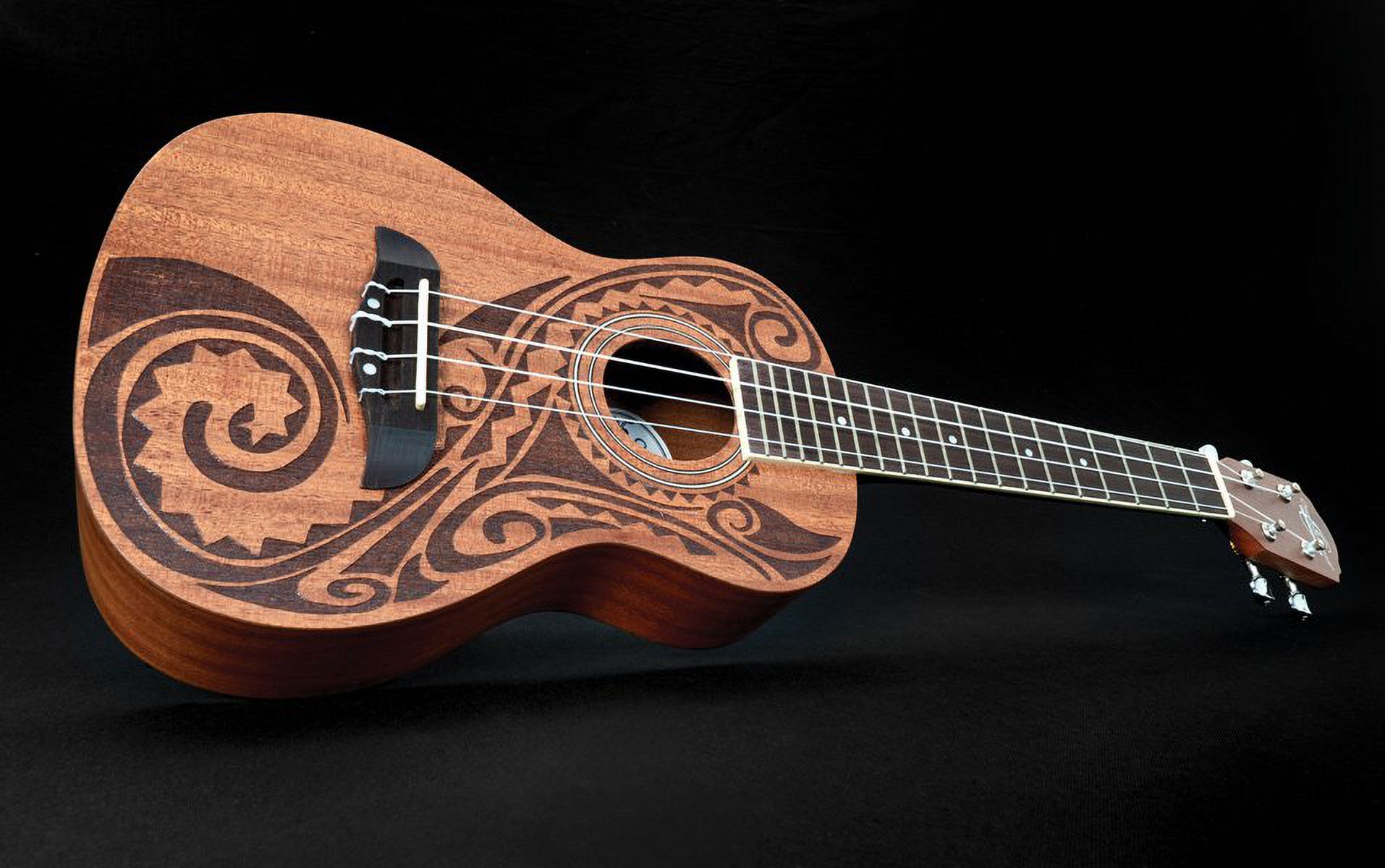 Oscar Schmidt  Baritone Mahogany Ukulele, Satin Finish & Hawaiian Tattoo