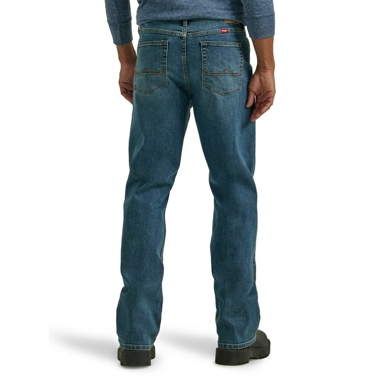 Wrangler Men's and Big Men's Relaxed Bootcut Jean 