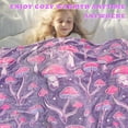 thumbnail image 4 of Manta con forma de hongo Blanket MIBOI que brilla en la oscuridad, 4 of 6
