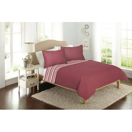Better Homes & Gardens Solid Front Reverse Stripe Quilt, Red, Full/Queen