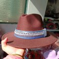 thumbnail image 1 of Sombrero fedora clásico con cinta para mujer, gorro de ala grande de lana plana para hombre y mujer, sombrero de jazz Panamá, Otoño e Invierno, 1 of 4