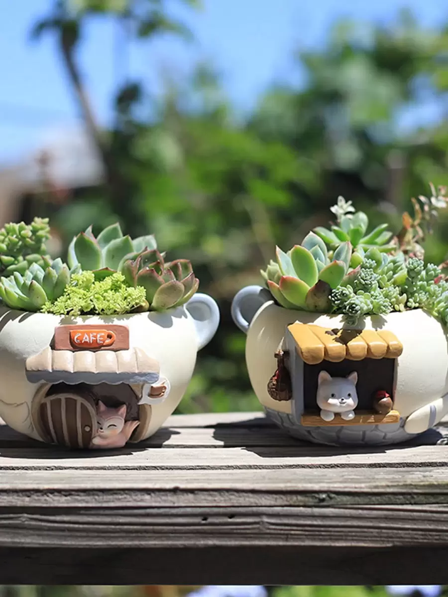 1pc Creative Cartoon Cute Pet Shaped Resin Flower Pot, Mini Landscape Gardening Planter For Office And Balcony Decoration
