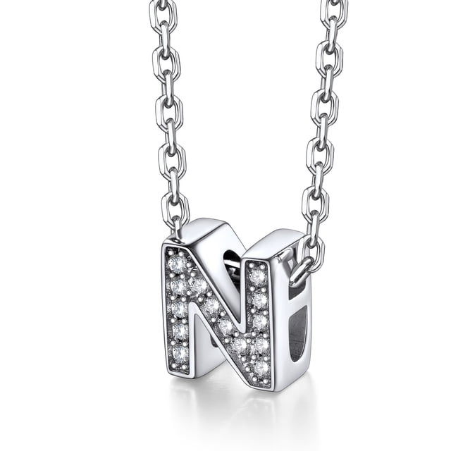 Collar inicial de plata esterlina Silvora con circonita cúbica letra N colgante