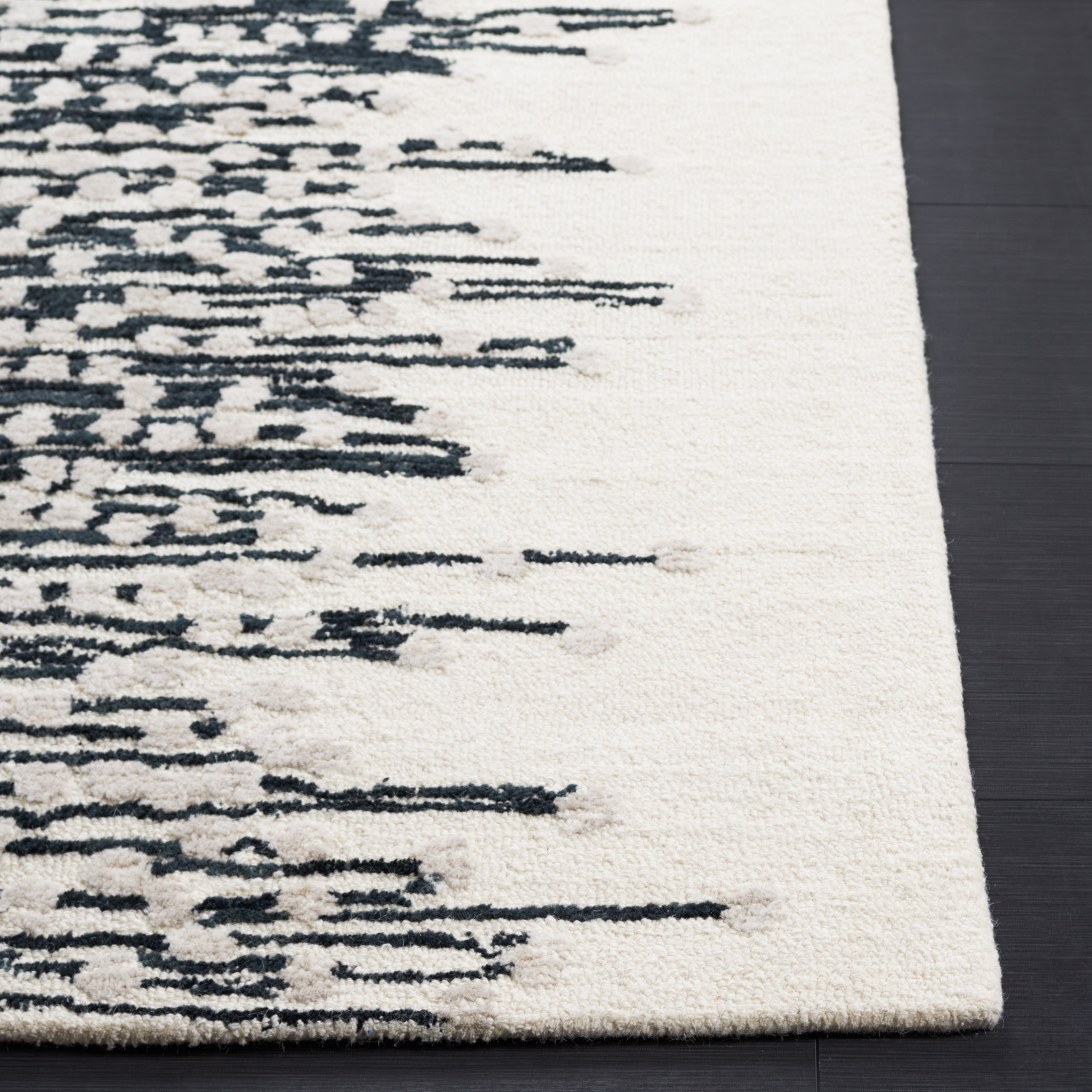 SAFAVIEH Metro Kent Striped Area Rug, Black/Ivory, 3' x 5'