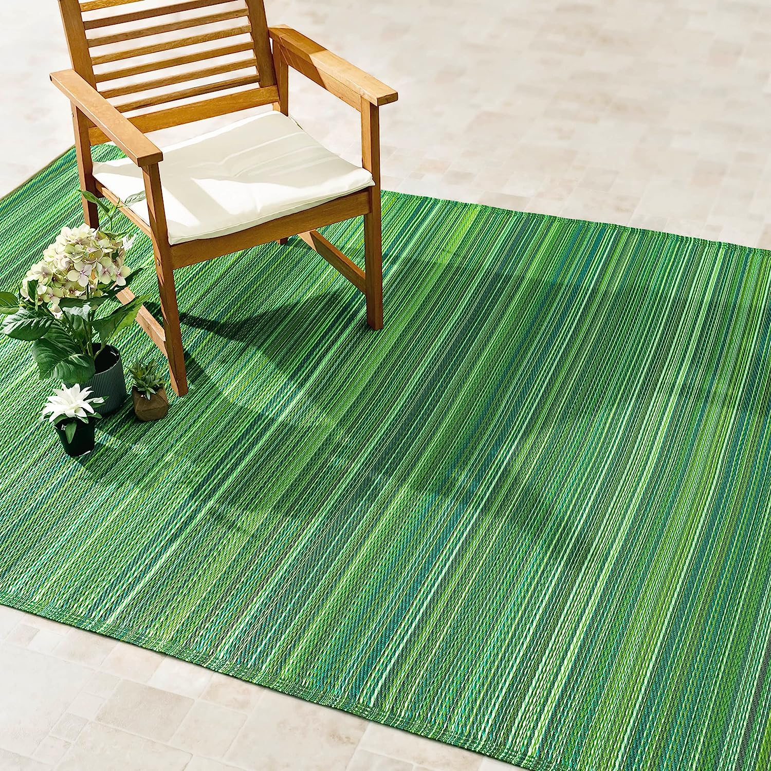 Striped Outdoor Rug Waterproof, Fade Resistant, CreaseFree