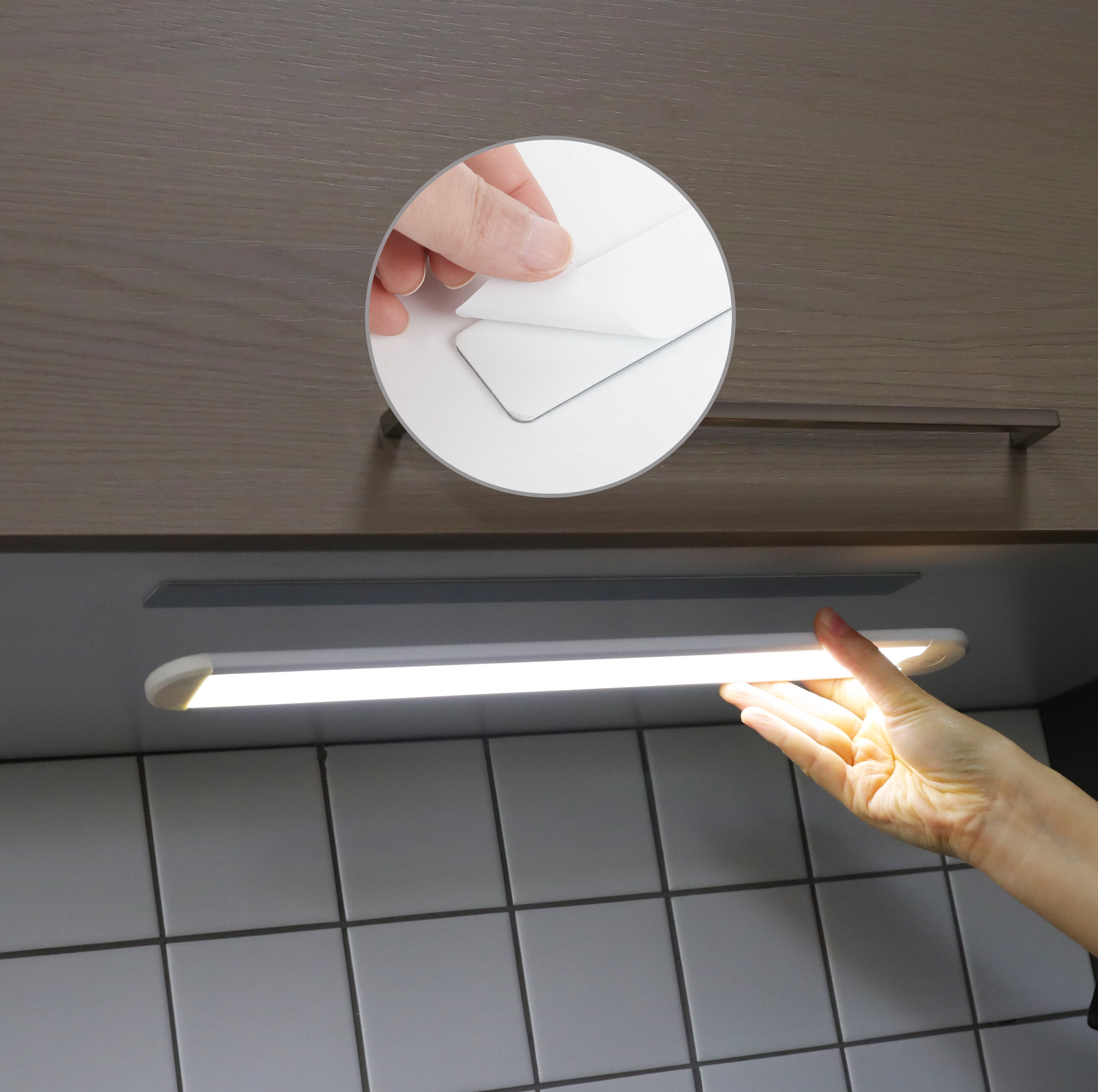 Great Value 16" 50 Lumens 16-inch Rechargeable Touch Activated LED Under Cabinet Light, Warm White/Daylight Deluxe