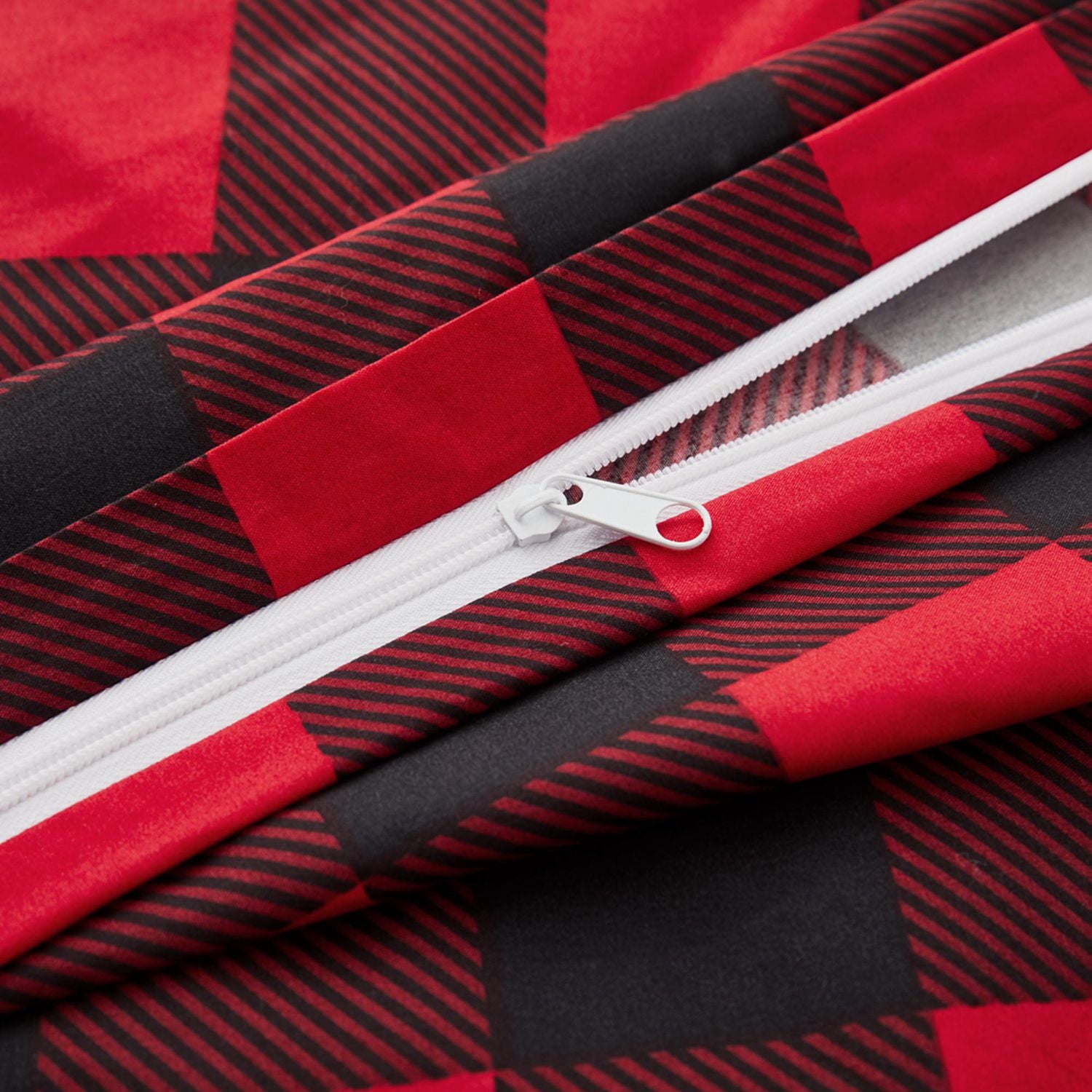 Marina Decoration Ultra Soft Silky Rich Printed Rayon from Bamboo All Season Duvet Cover Fitted Sheet Ensemble Bedding Set with Zipper and Corner Tie, Red Black Plaid Pattern