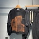 thumbnail image 2 of Sudadera con cuello redondo sin capucha para hombre, ropa para hombre, sudaderas gráficas para hombre, sudaderas con cuello redondo, venta al por mayor, precio bajo, estética cálida, 2 of 4