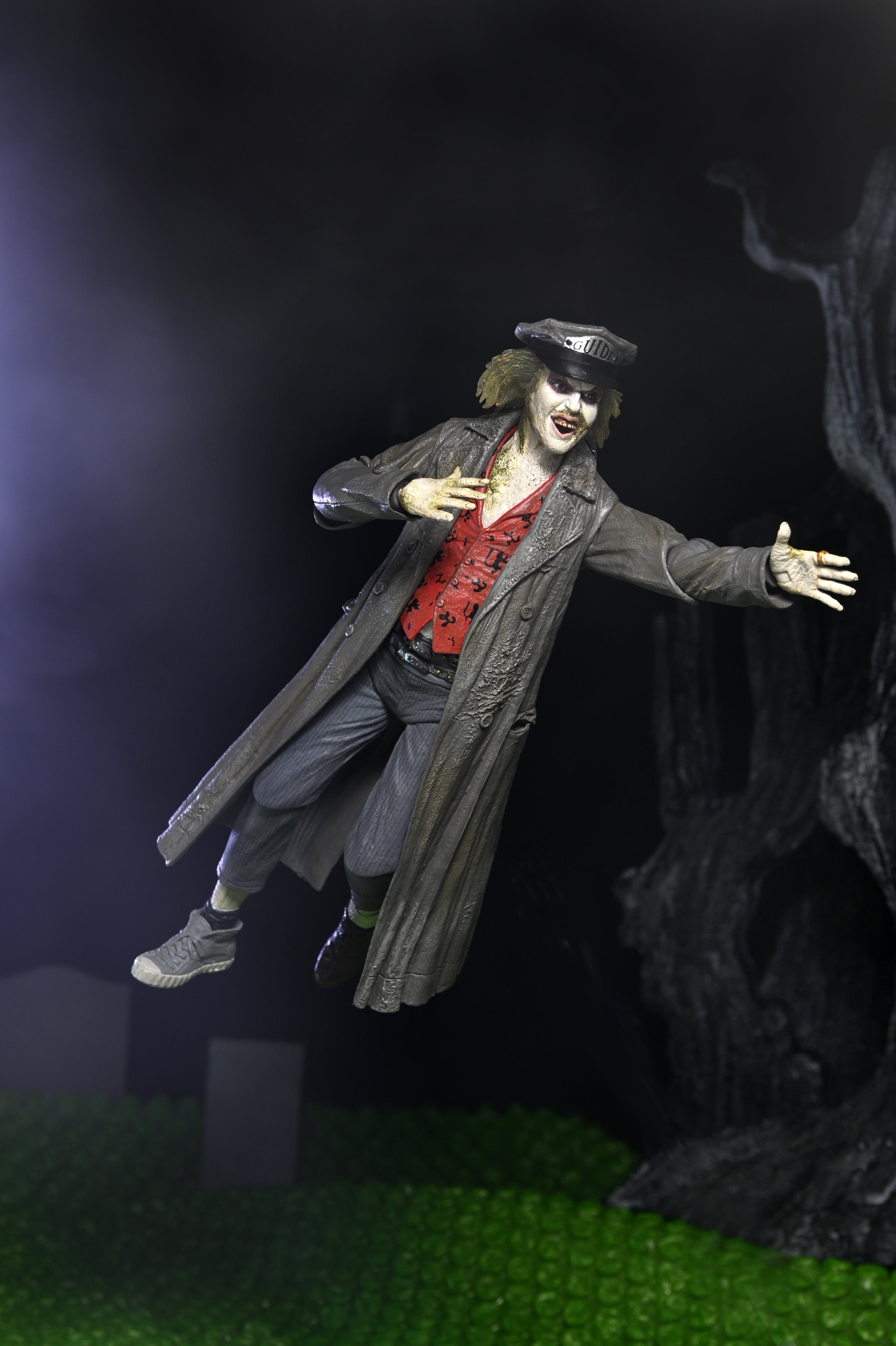 NECA Ultimate Beetlejuice (1988) Tour Guide "The BioExorcist" 7" Scale Action Figure