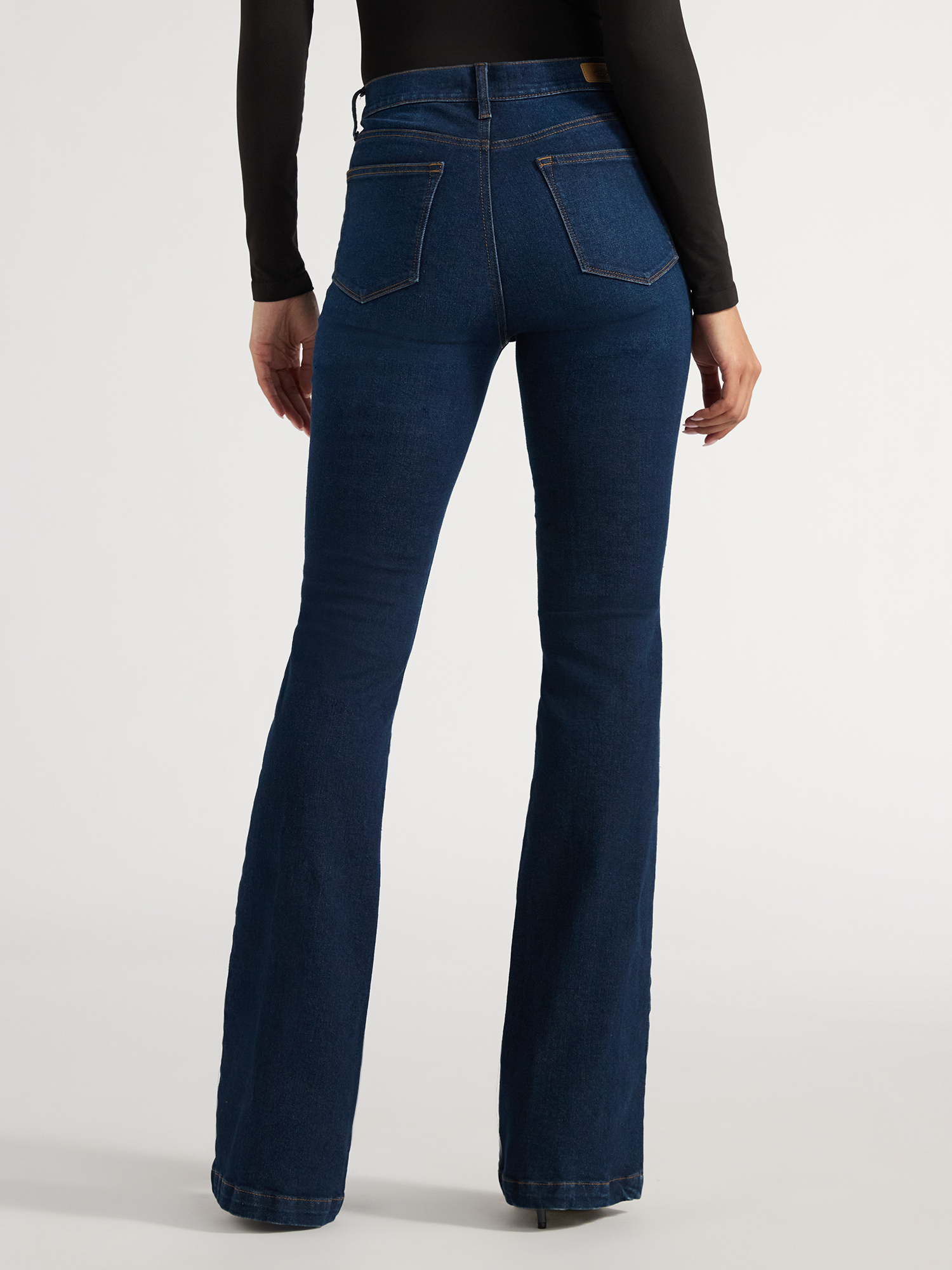 Sofia Vergara Women's Melisa Flare High-Rise Jeans photo 4