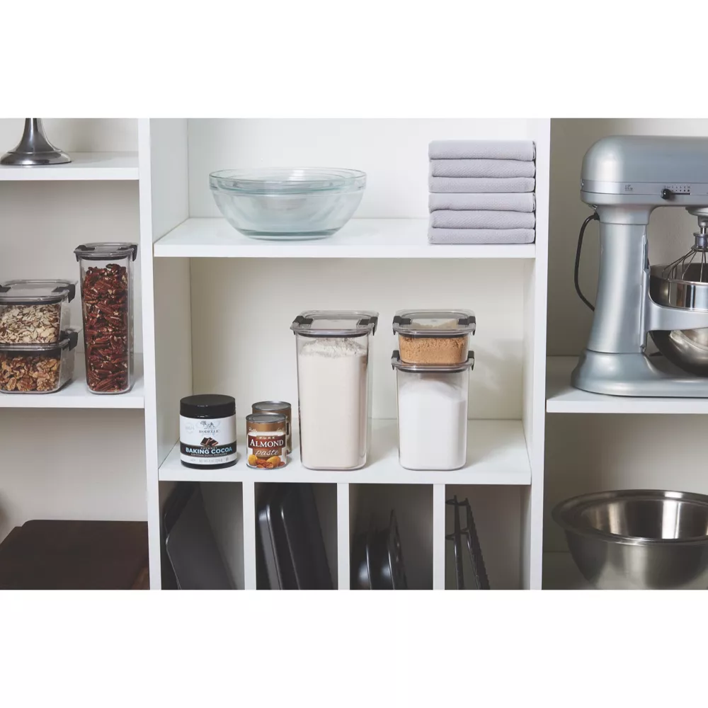 16 cup Pantry Airtight Food Storage Container: Clear Plastic, Freezer & Dishwasher-Safe