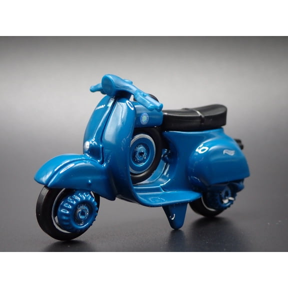 Open Box 1963-1967 VESPA 90 SS SUPER SPRINT BLUE 1:64 SCALE DIORAMA DIECAST MODEL CAR
