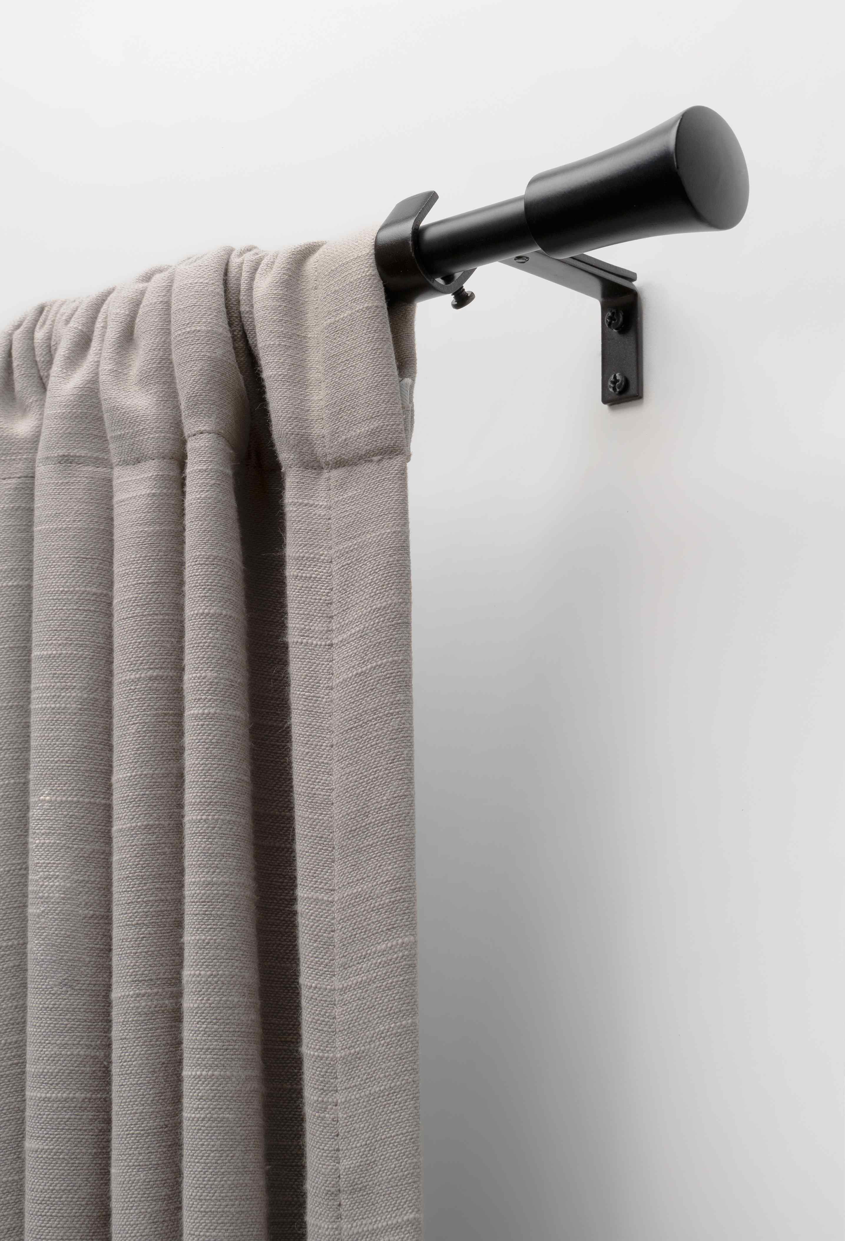 Lumi 48.8" Metal 0.75" Single Curtain Rod, Black