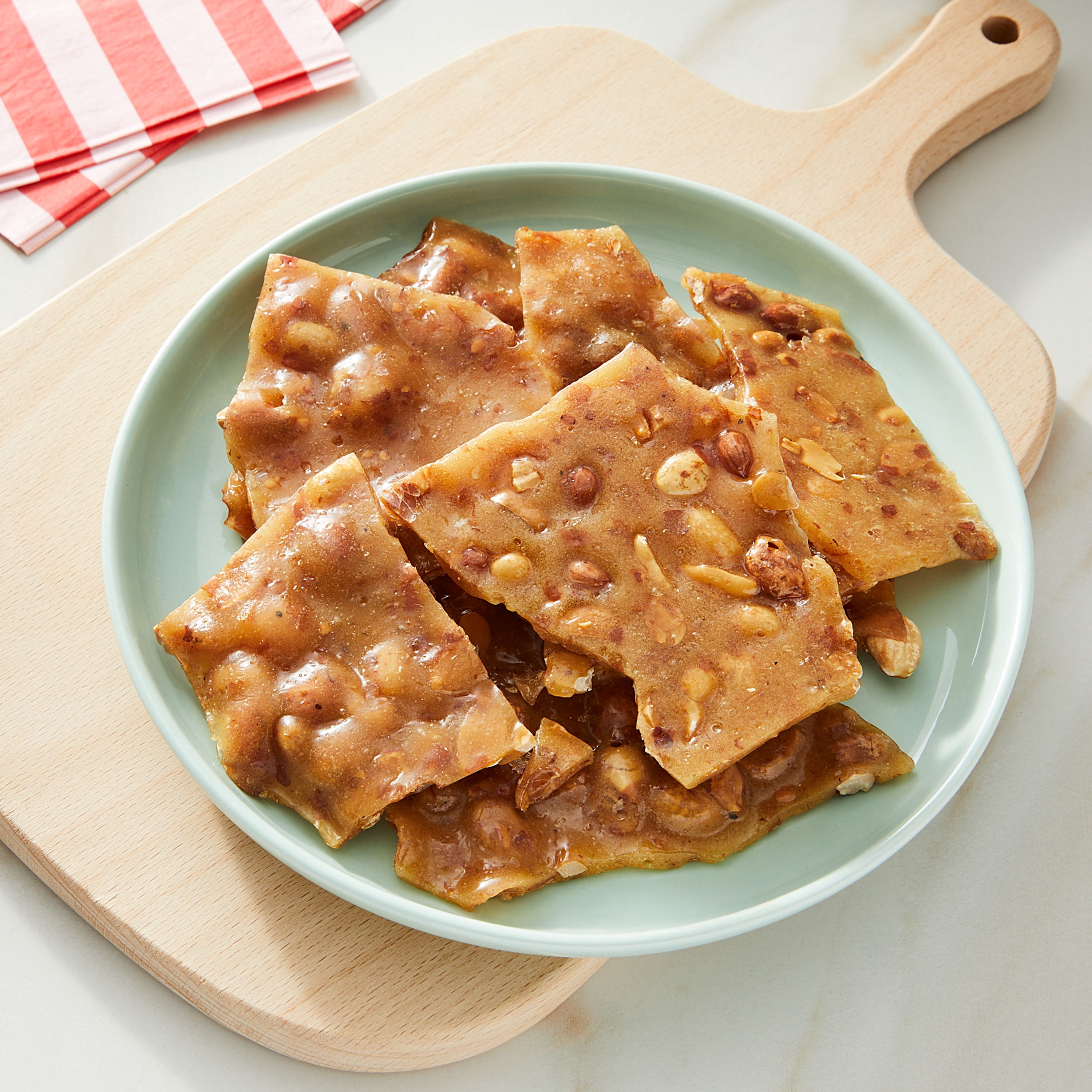 Marketside Gourmet Peanut Brittle, 12 oz (Shelf Stable, Contains Peanuts)