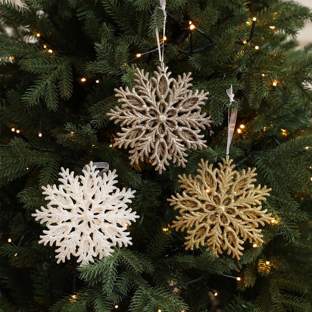 Adornos Navideños de Copos de Nieve Dorados | Decoraciones Huecas de Plástico de Doble Cara | 13 Cm | Adornos Colgantes Ligeros | Decoración Festiva para El Hogar