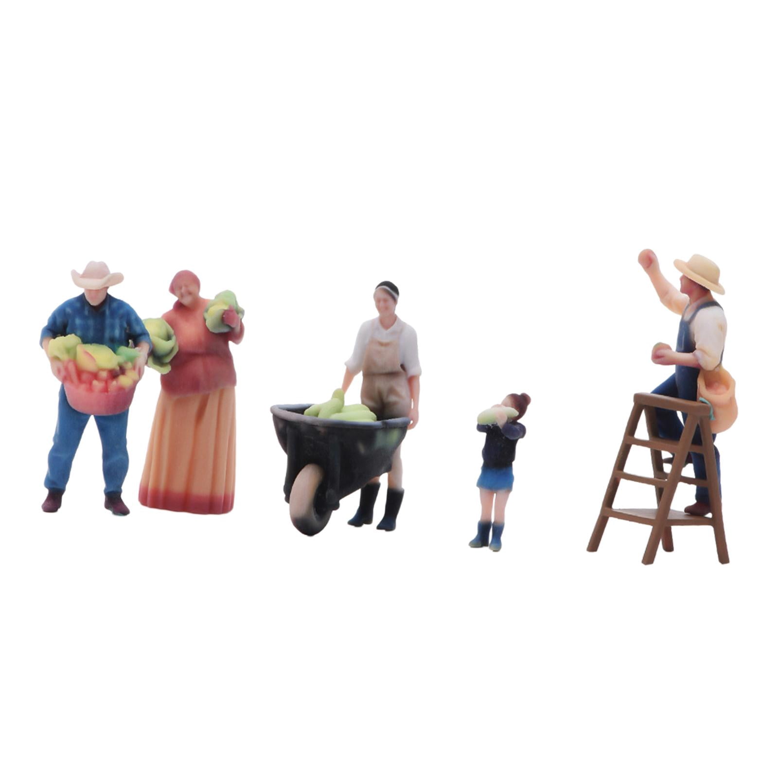 LeeQinersw 1:64 Miniature Figures Mini Models The Farm Family Trains Architectural Models Tiny Mini People Figurines Diorama Accessories