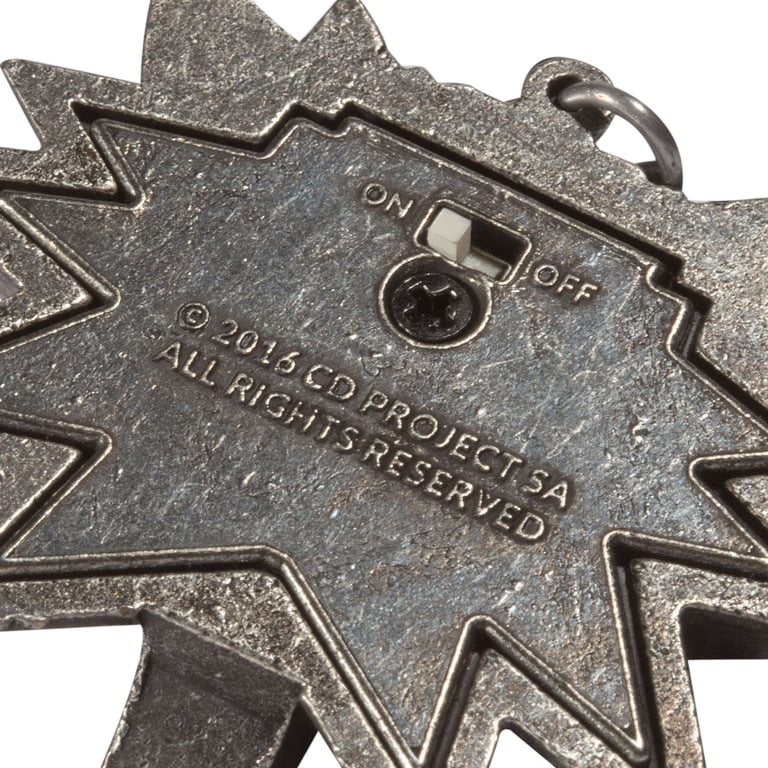 JINX The Witcher Yennefer Obsidian Star Medallion Necklace - Officially Licensed, Includes Wooden Collector Box