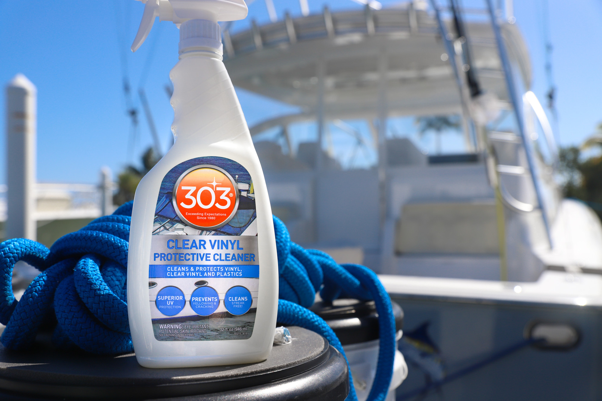 303 Marine Clear Vinyl Protective Cleaner Cleans and Protects Vinyl, Clear  Vinyl, and Plastics, Provides Superior UV Protection, Prevents Yellowing  and Cracking, 32oz (30215) Packaging May Vary