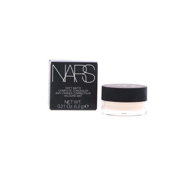 Corrector NARS Soft Matte Complete Chantilly de 6 ml para piel clara