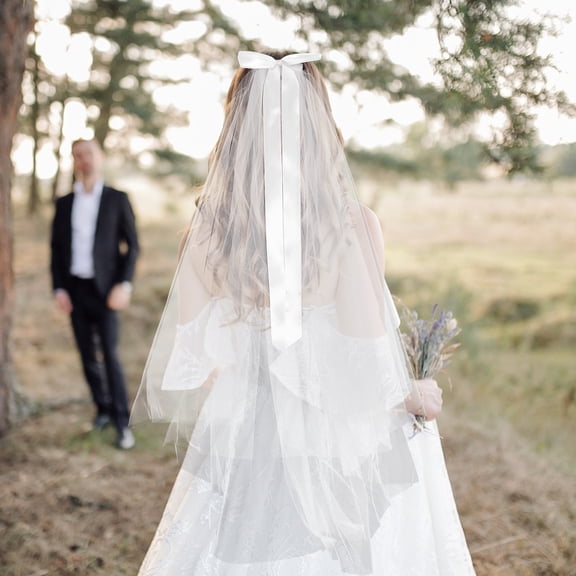 ELAYARD Elegant White Bridal Veil with Bow, Lightweight Wedding Accessory for Bride, Perfect for Special Occasions and Weddings