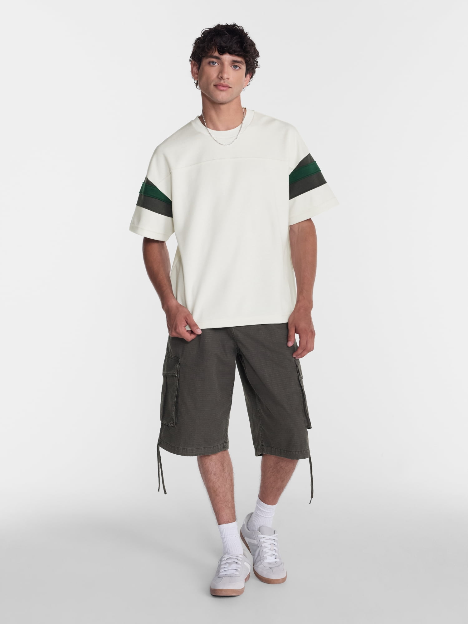 No Boundaries Sporty Color Block Tee with Short Sleeves, Men's & Big Men's XS-5XB