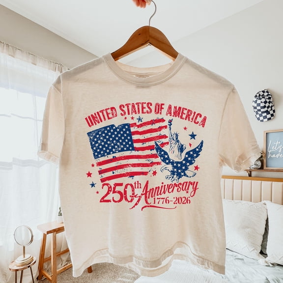 USA 250th Crop Top, Patriotic 1776–2026 Shirt, Fourth of July Graphic Tee, America Birthday Shirt, Vintage Flag Crop Top