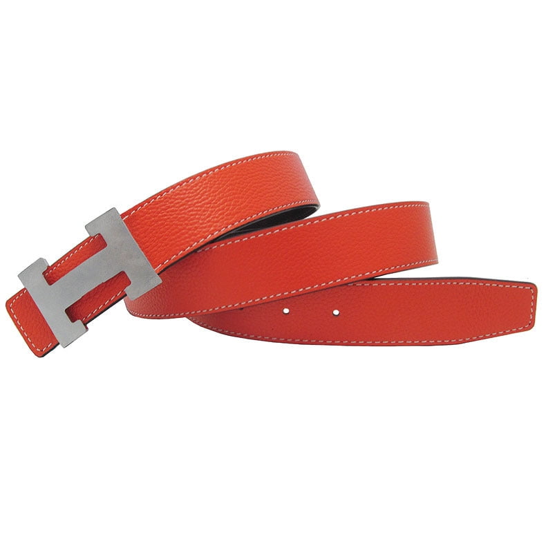 letterhbuckleonleatherbelt