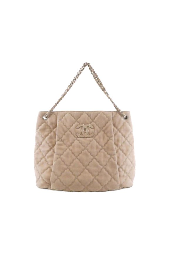 Pre-Owned Chanel Hampton Line 66132 Shoulder Bag