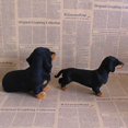 thumbnail image 3 of Peluche de Perro Salchicha Sentado, Realista, Color Negro, Ideal Como Regalo para Niños, Decoración para el Hogar y el Coche B, 3 of 5