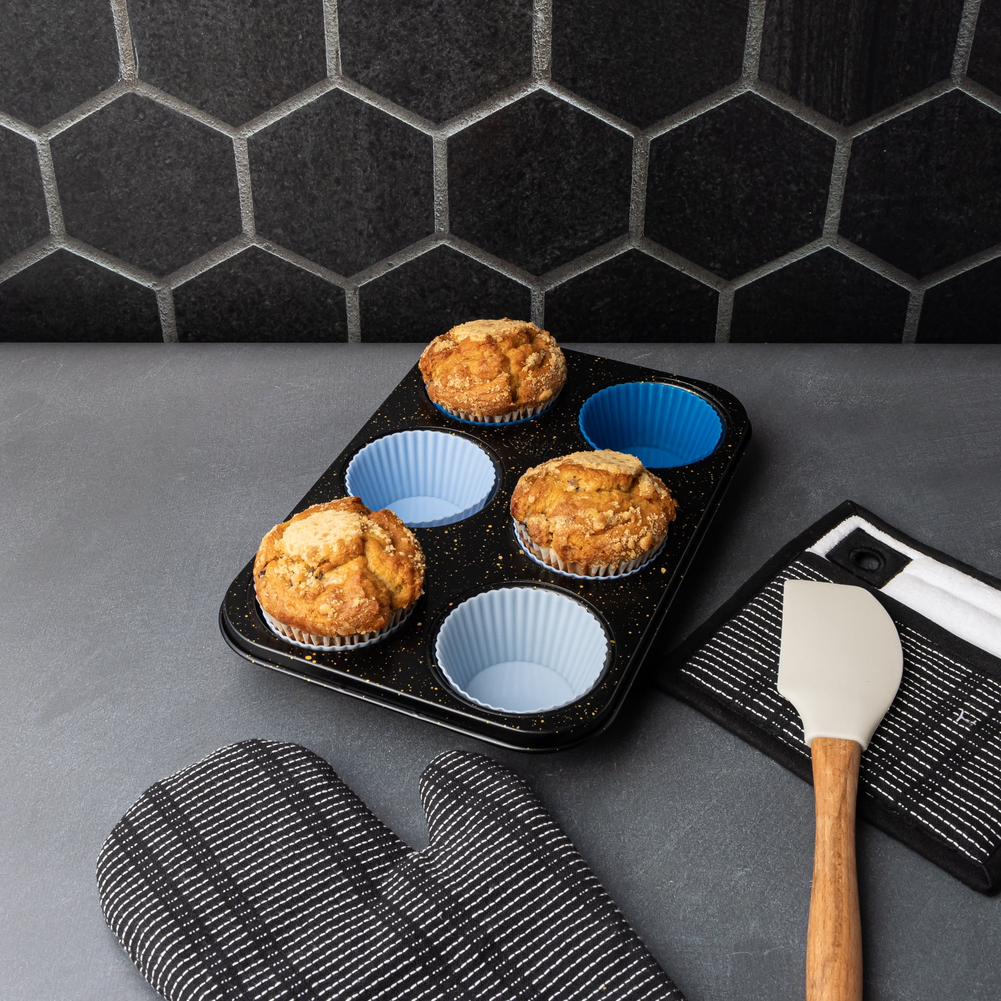 Thyme & Table 6 Cup Non-Stick Jumbo Muffin Pan, 6 Silicone Liners - Black