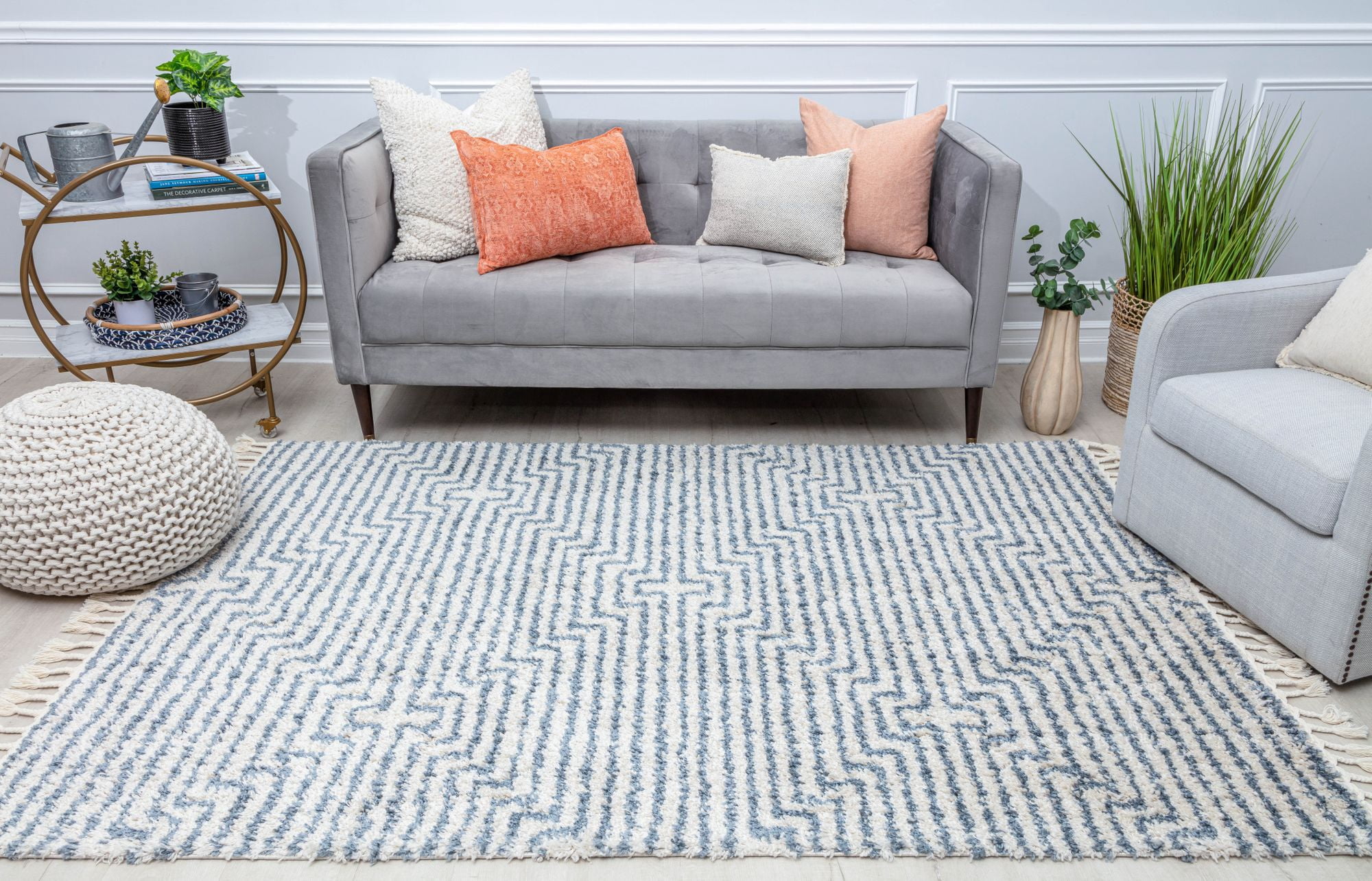Rugs America BT20B Slowburn Stripe/Diamond Modern White Area Rug, 2'6" x 8'
