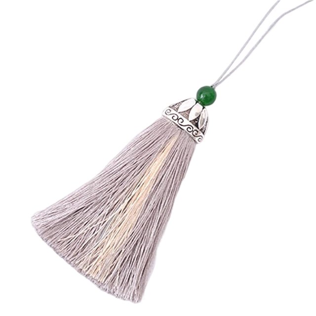 Bewildely LLavero de borla colgante resistente al agua, llavero bonito y encantador, anillo de llaves, accesorios de coche para mujer, bolso, Artesanía Gris-plata