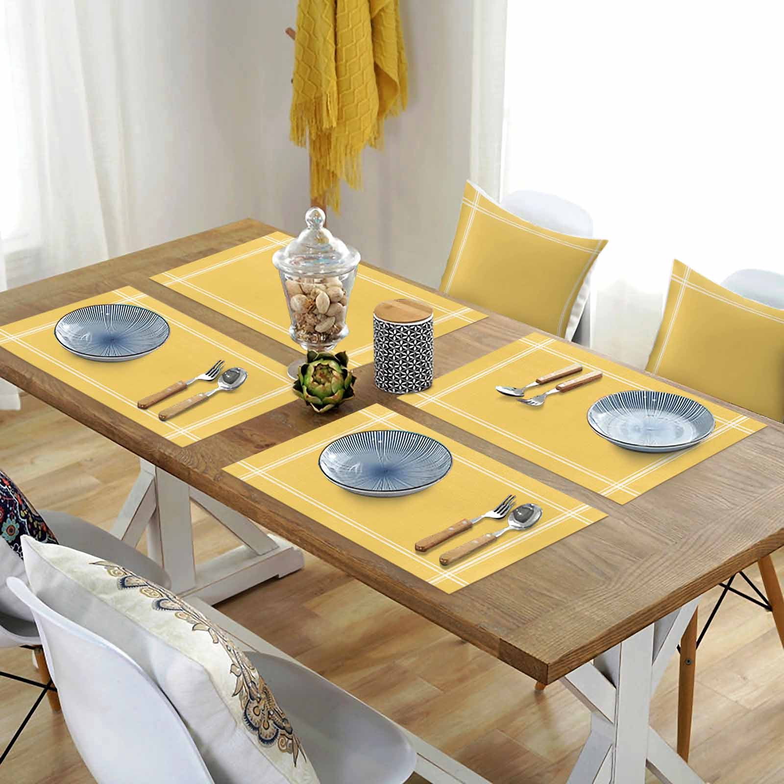 Placemats Set of 4, Solid Yellow Color Placemats Set of 4, Yellow Vintage Tablemats Washable Placemat Table Decoration for Kitchen Table Dinner Party Home Decor Indoor Outdoor 13x19 Inch